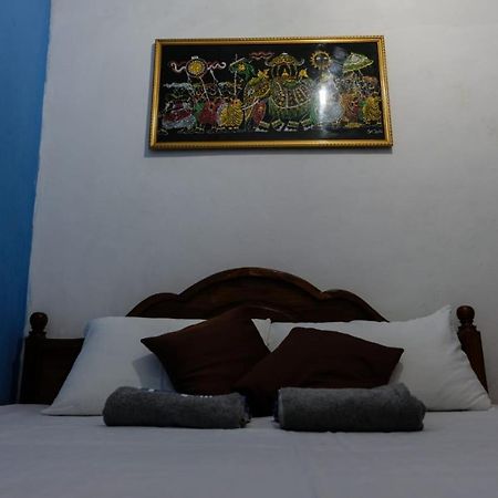 Nisansala Homestay Kandy Deiyannewela Zewnętrze zdjęcie