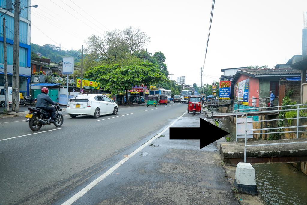 Nisansala Homestay Kandy Deiyannewela Zewnętrze zdjęcie